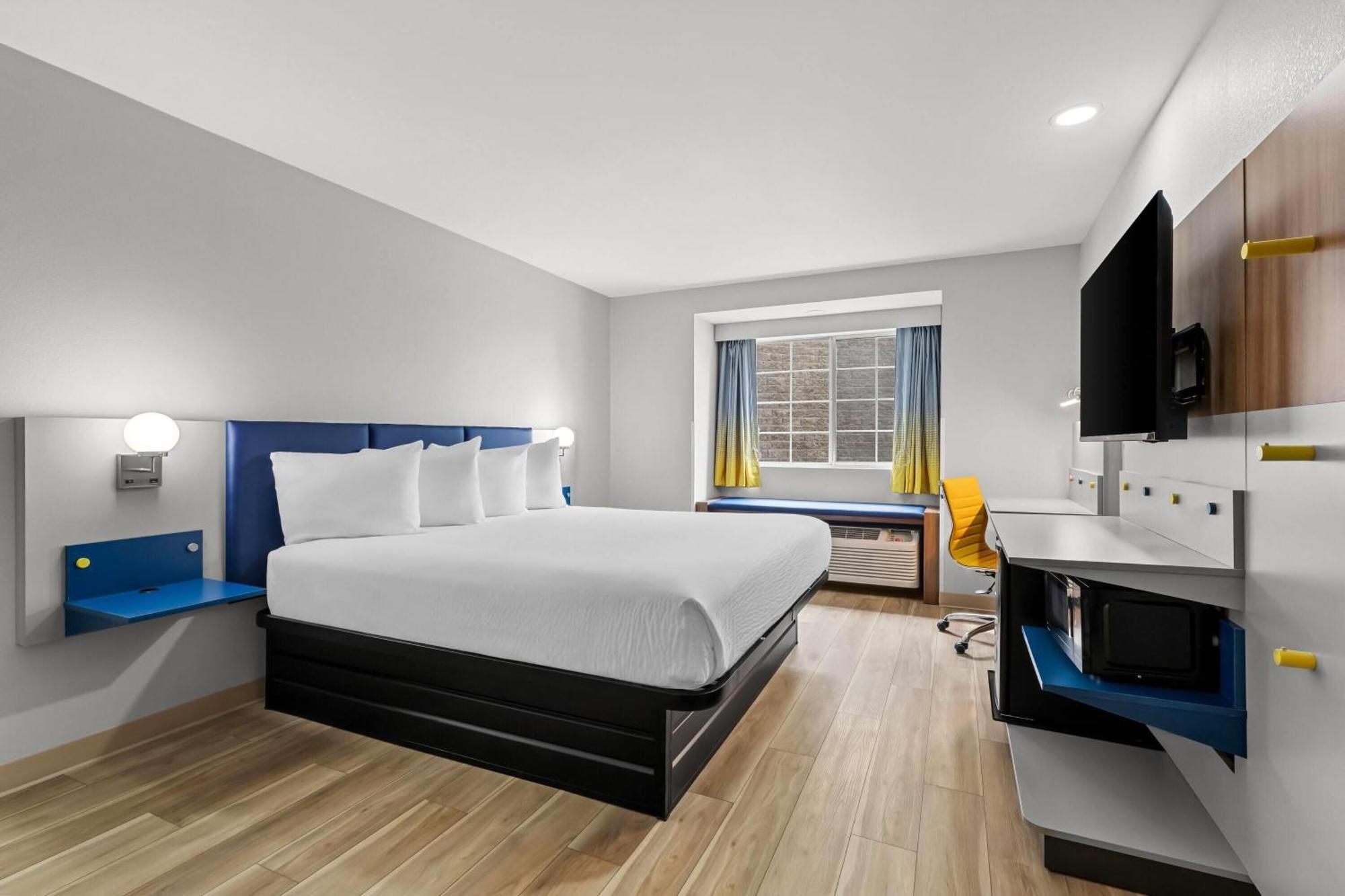 Microtel & By Wyndham Norcross