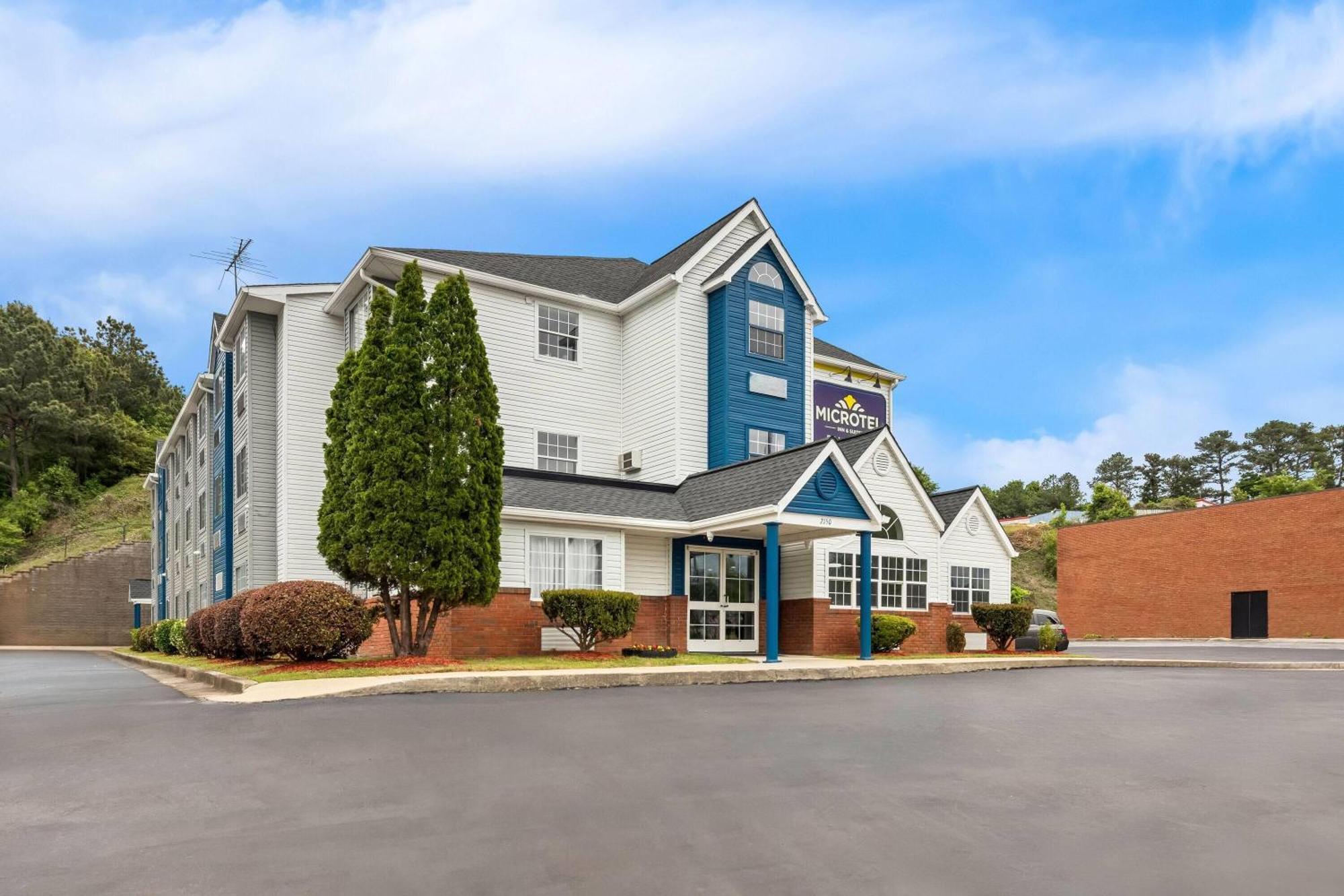 Hotel Microtel & By Wyndham