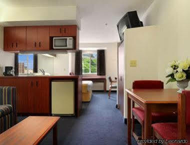 Hotel Microtel & By Wyndham 2*